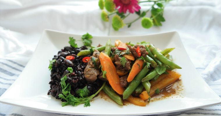 Bette than take-out: Beef in black bean sauce